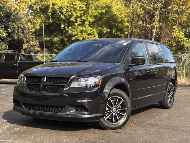 Used 2017 Dodge Grand Caravan SE