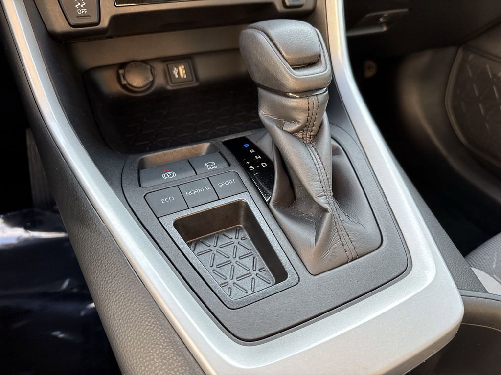 Used 2024 Toyota RAV4 XLE w/ Convenience Package image 53