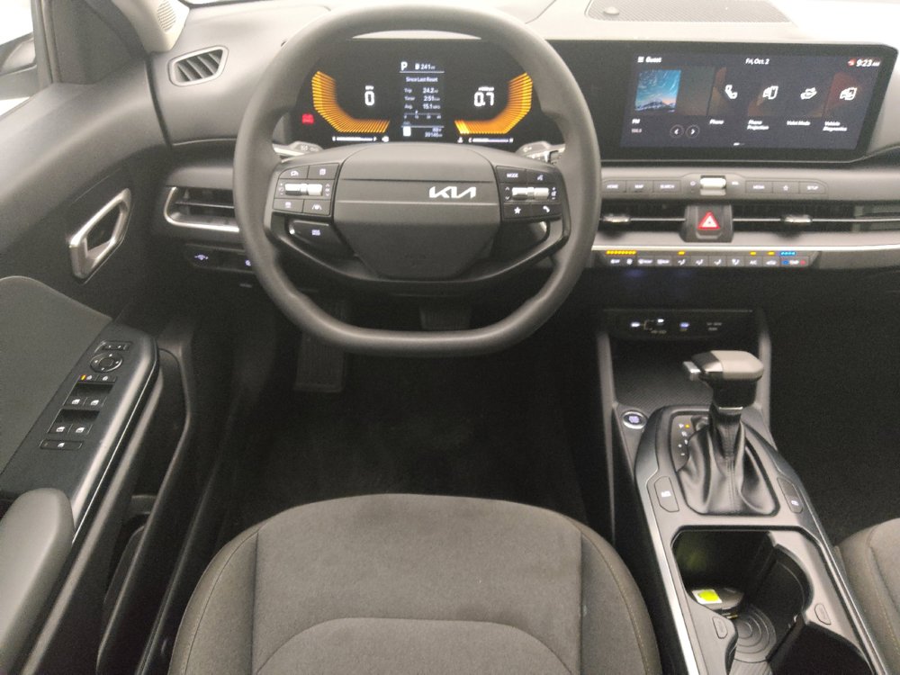 Used 2025 Kia K4 FWD image 22