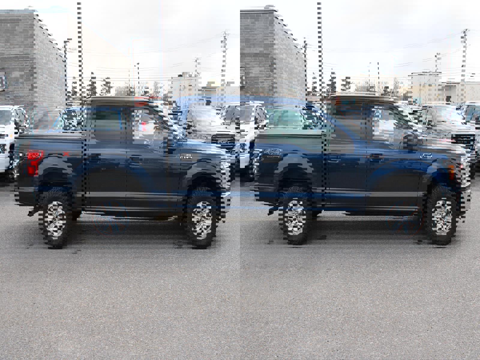 Used 2020 Ford F150 XLT image 4