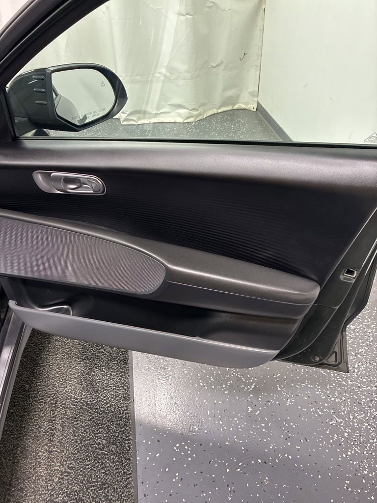 Used 2024 Hyundai Ioniq 6 SE image 31