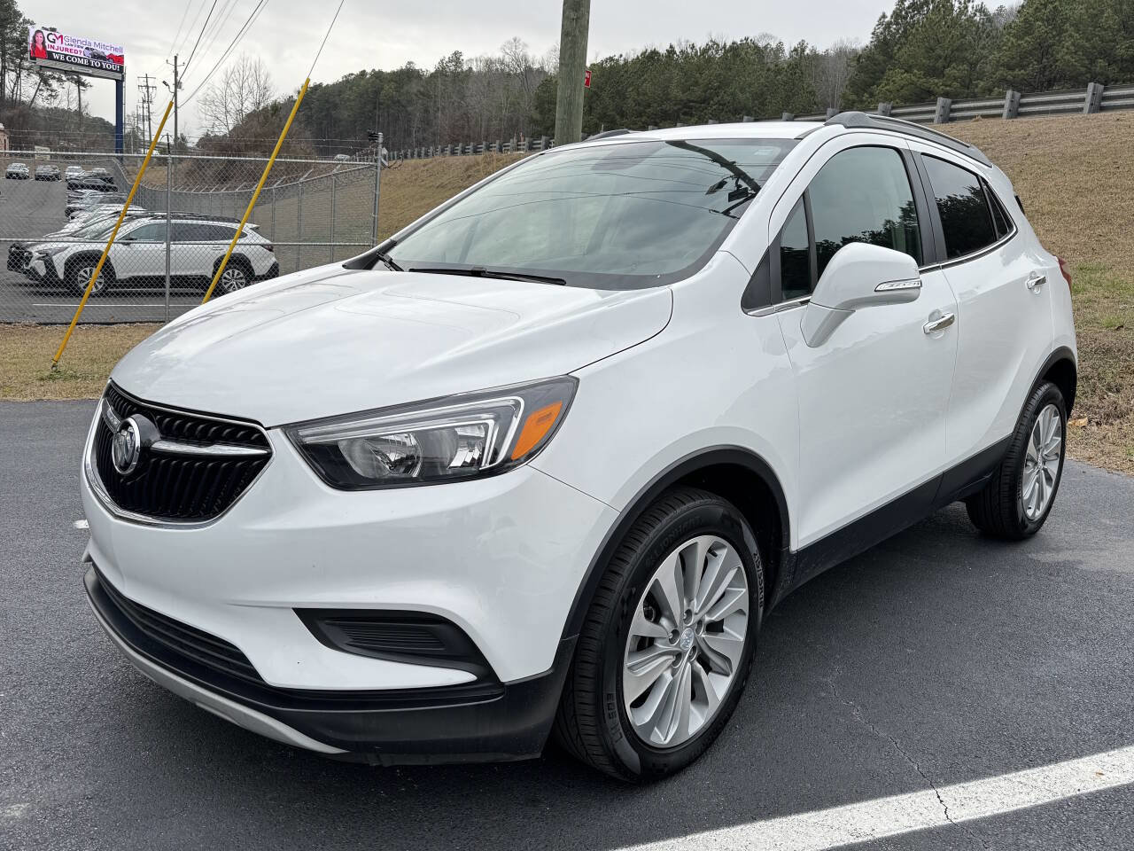 Used 2018 Buick Encore Preferred image 3