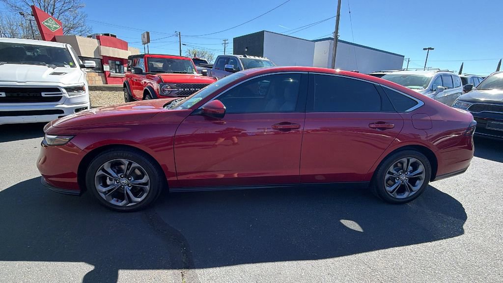 Used 2023 Honda Accord EX image 7