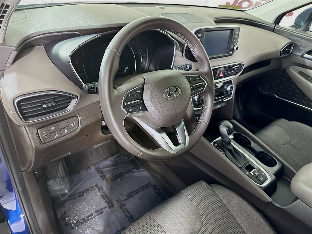 Used 2019 Hyundai Santa Fe SEL w/ Cargo Package image 18