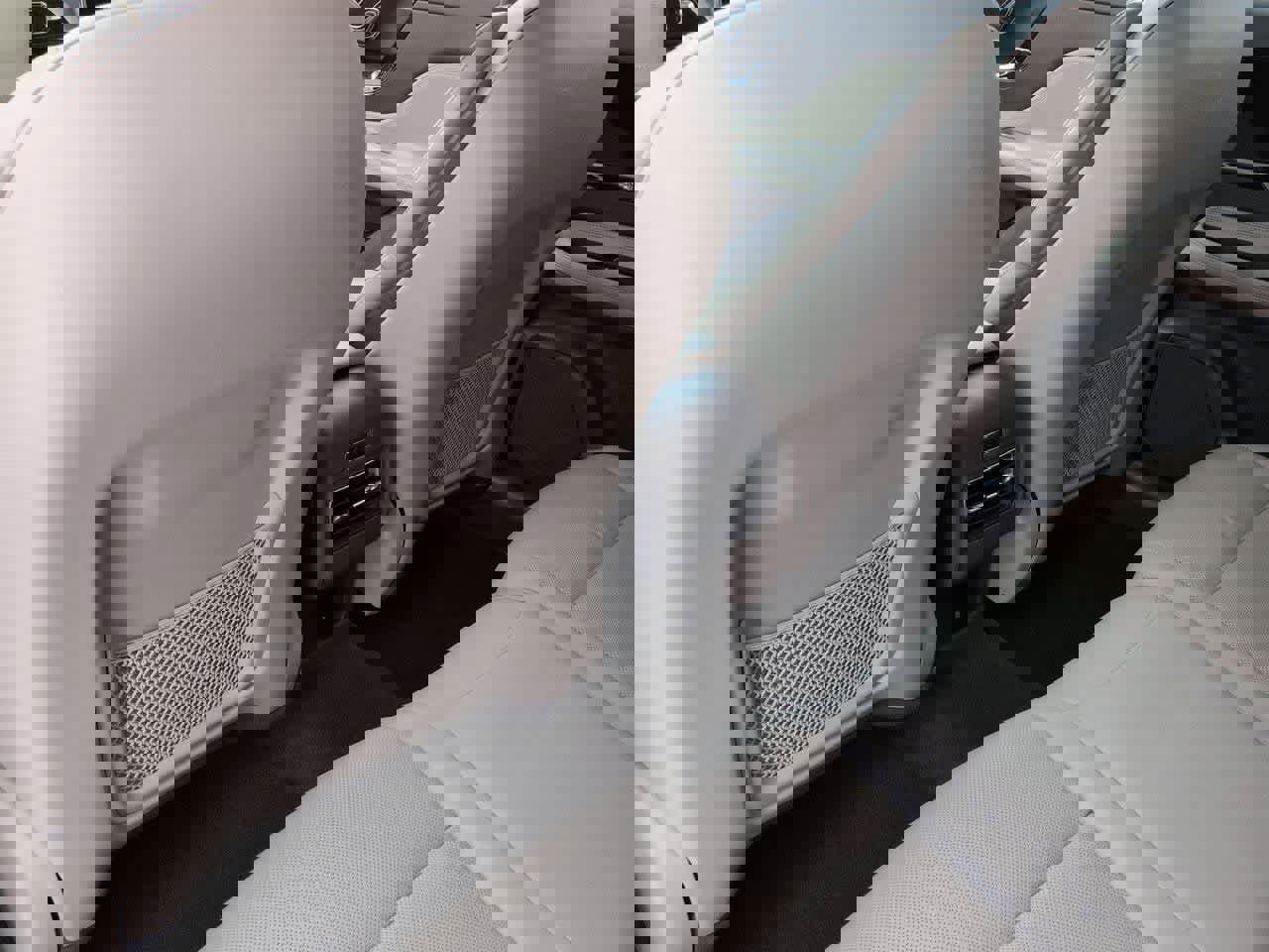 Used 2021 Lincoln Corsair Reserve w/ Equipment Group 201A image 18