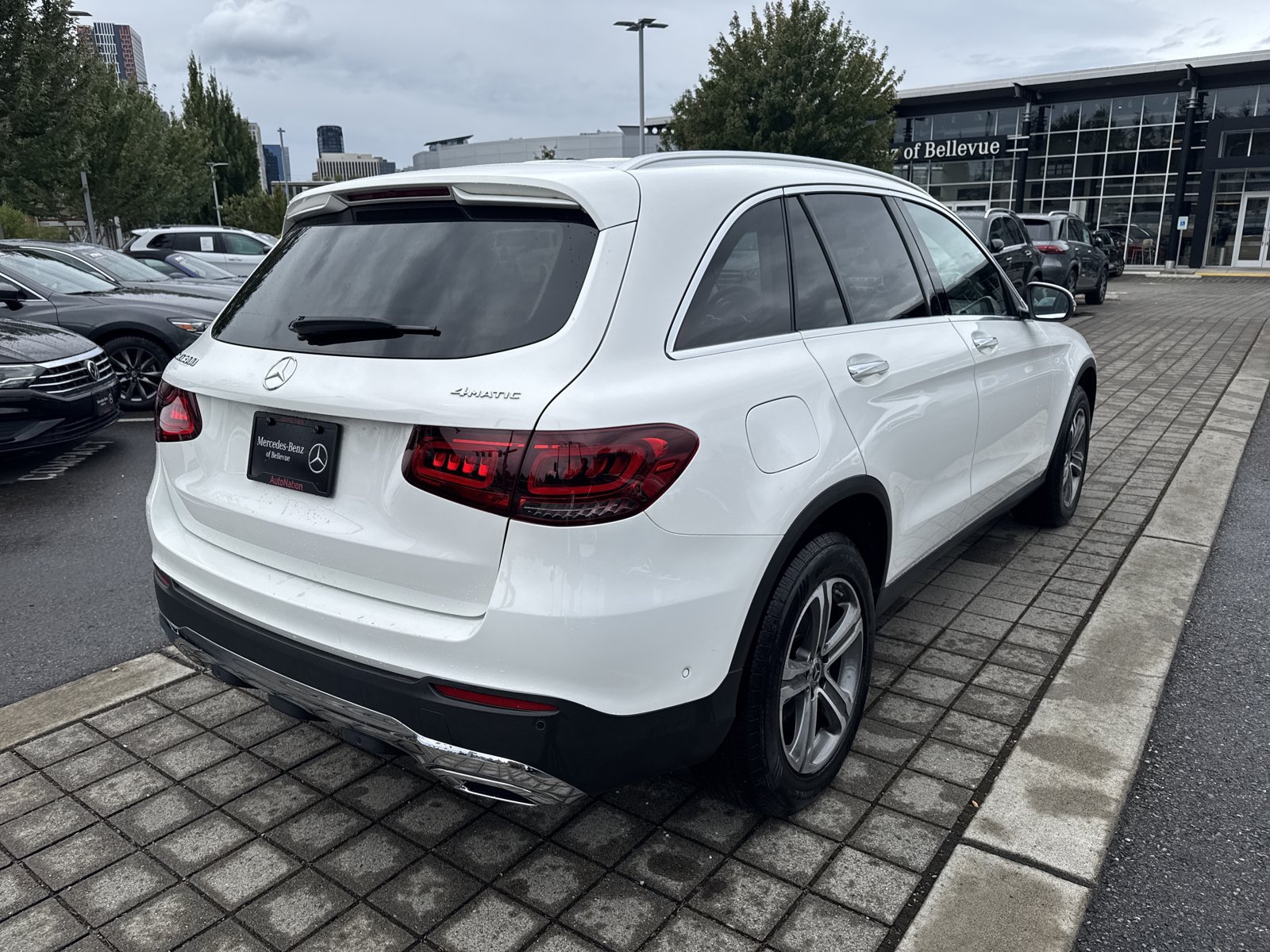 Used 2022 Mercedes-Benz GLC 300 4MATIC image 5