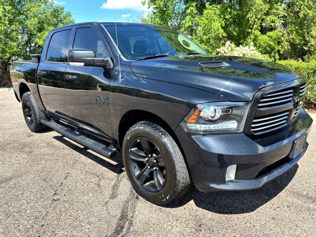 Used 2016 RAM 1500 Sport w/ Black Ram 1500 Sport Group AWD/4WD image 2