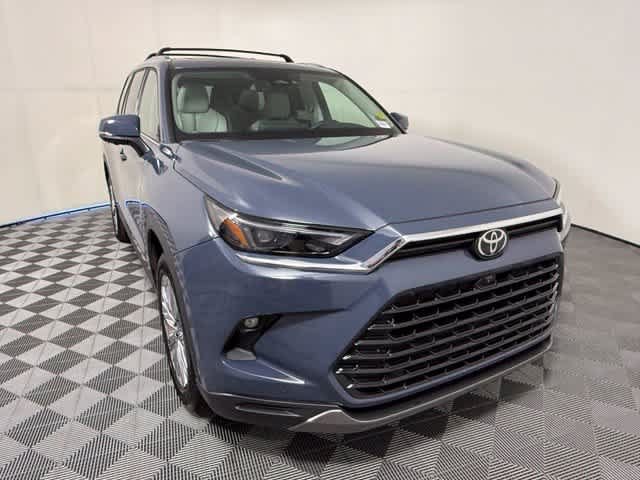 Used 2026 Toyota Grand Highlander AWD image 8