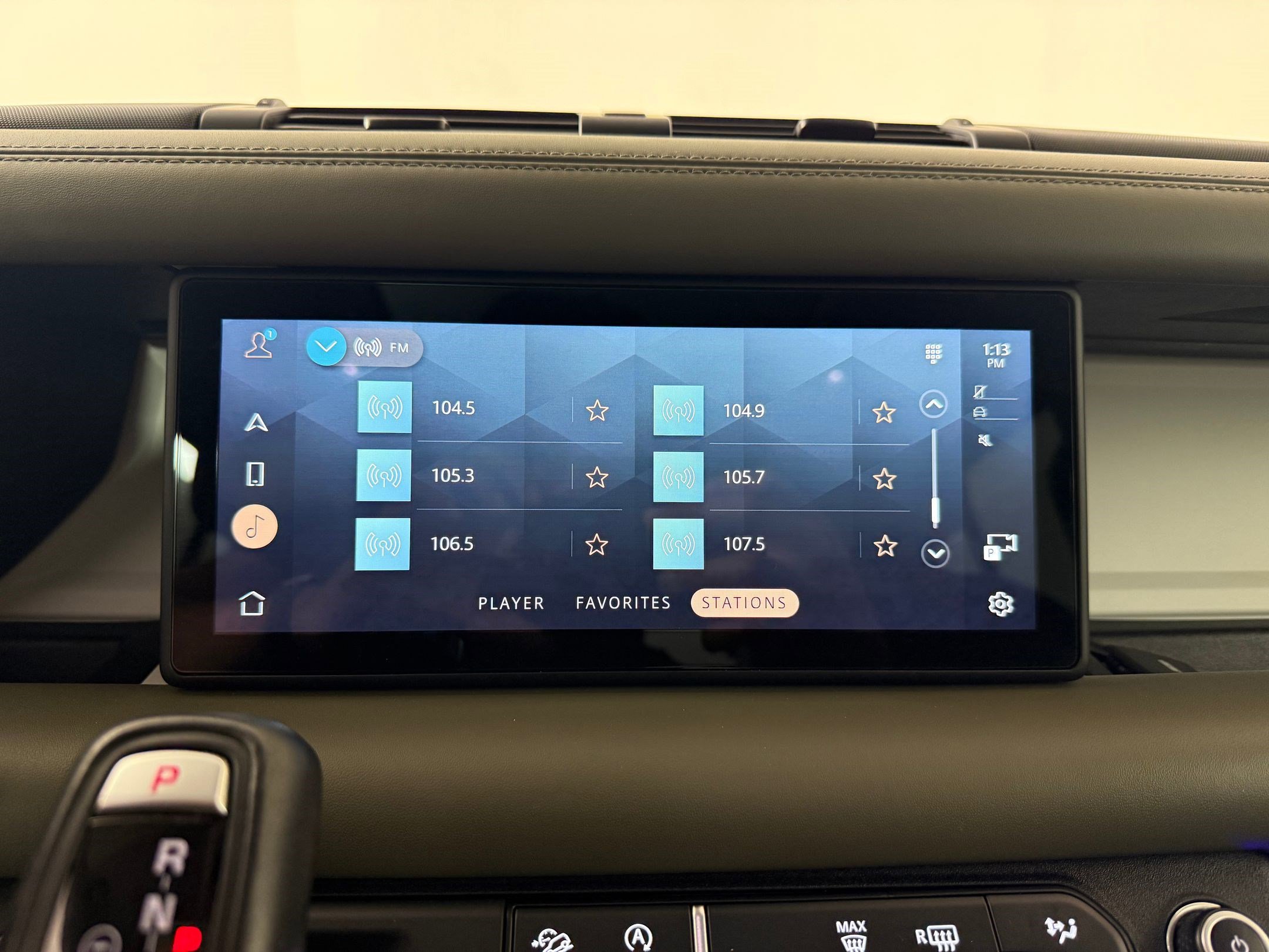 Used 2020 Land Rover Defender 110 HSE image 24