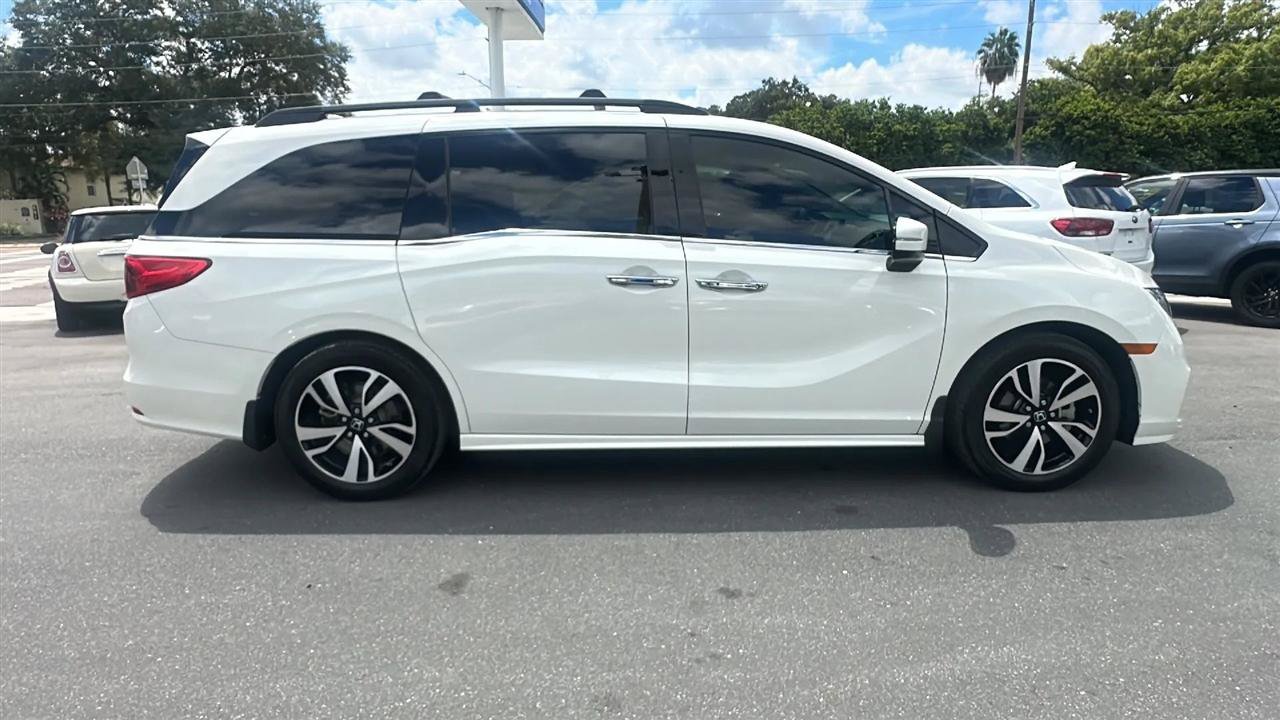 Used 2018 Honda Odyssey Elite image 8