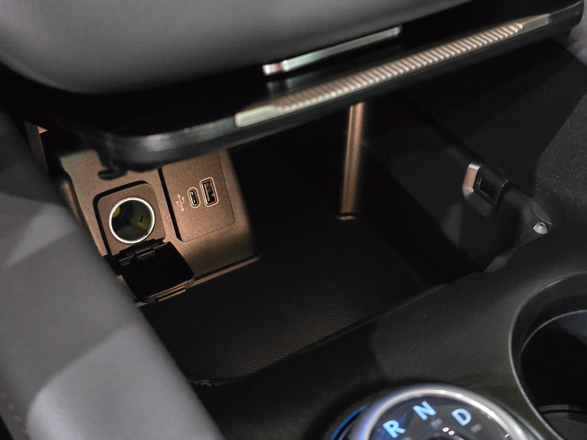 New 2026 Ford Explorer Active w/ Active Comfort Package image 23