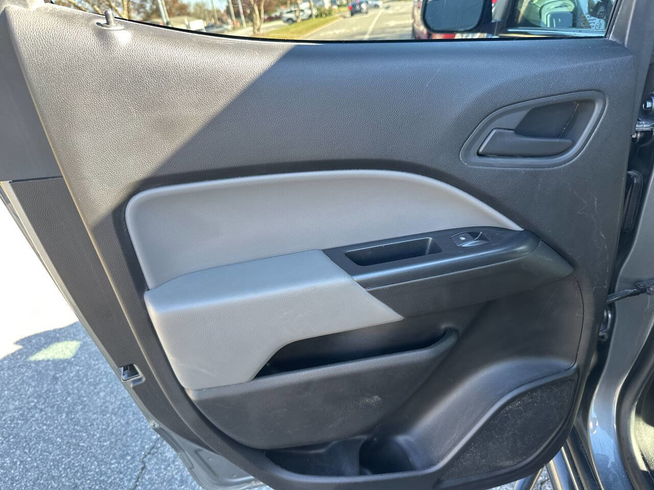 Used 2019 Chevrolet Colorado W/T w/ WT Convenience Package image 35