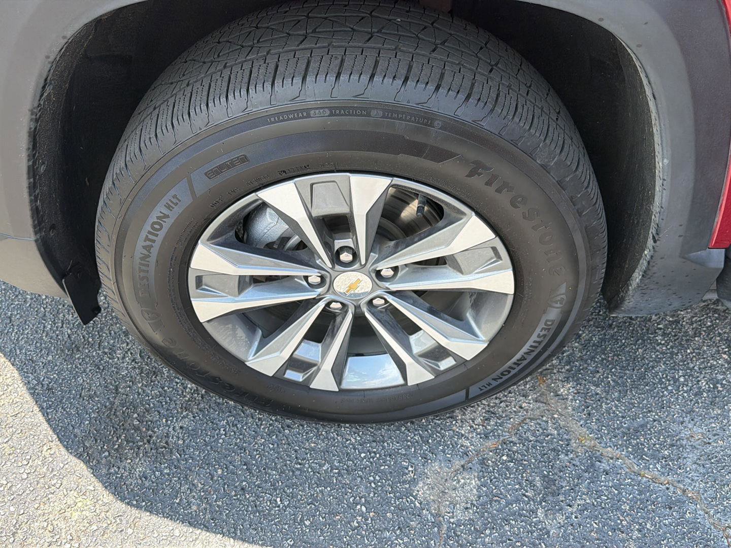 Used 2025 Chevrolet Equinox LT FWD image 36