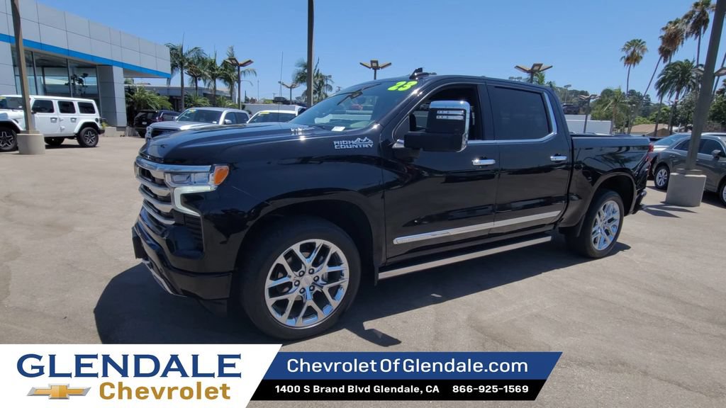 Certified 2023 Chevrolet Silverado 1500 High Country w/ High Country Premium Package AWD/4WD image 4