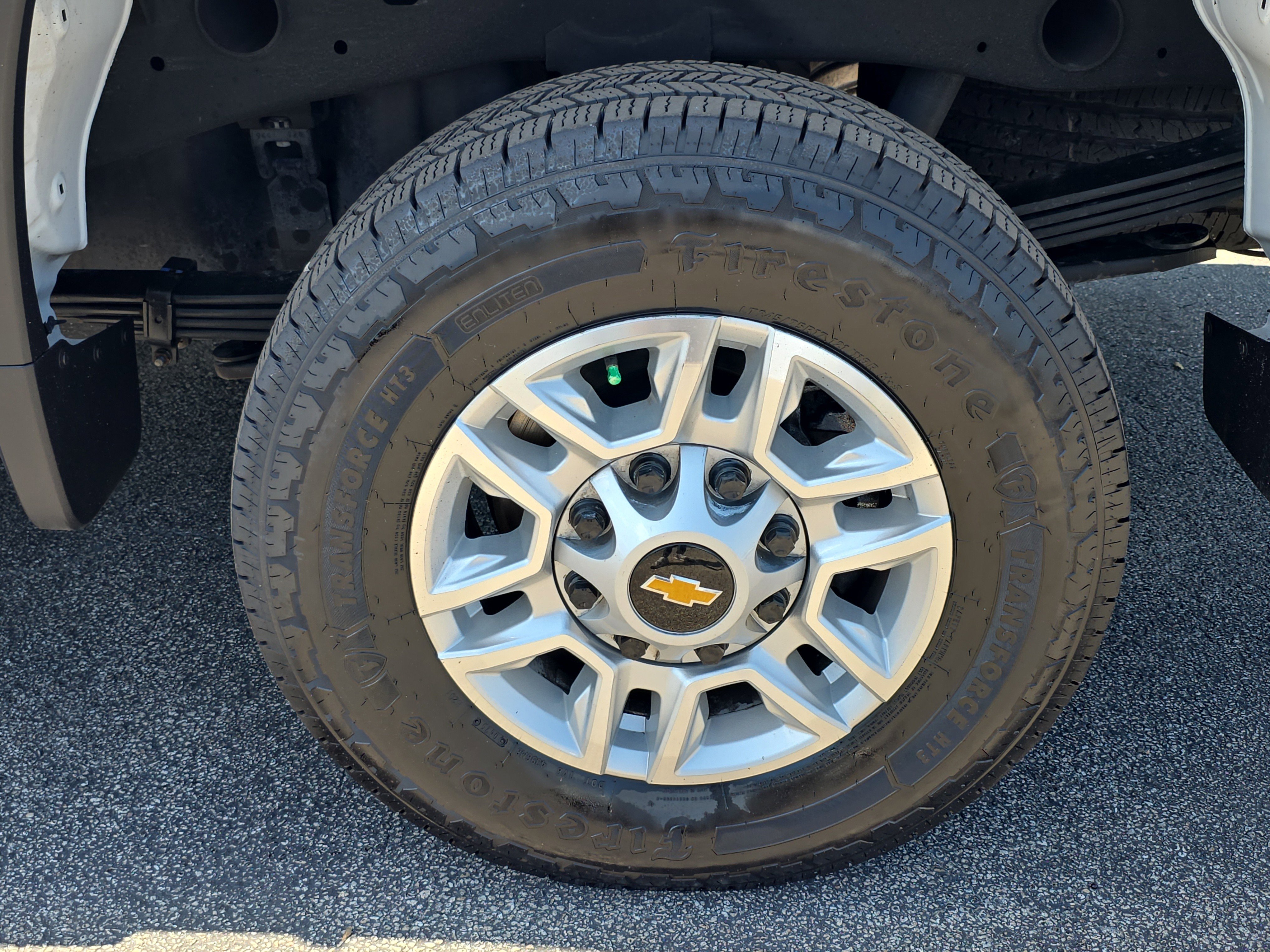 Used 2025 Chevrolet Silverado 2500 LT w/ Convenience Package AWD/4WD image 13