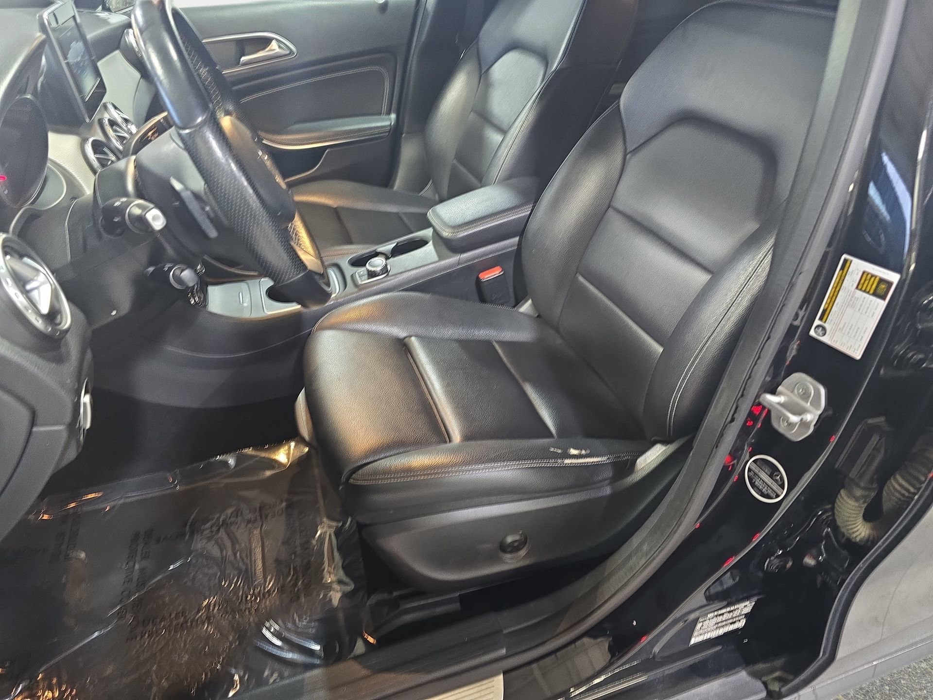Certified 2016 Mercedes-Benz GLA 250 4MATIC image 15
