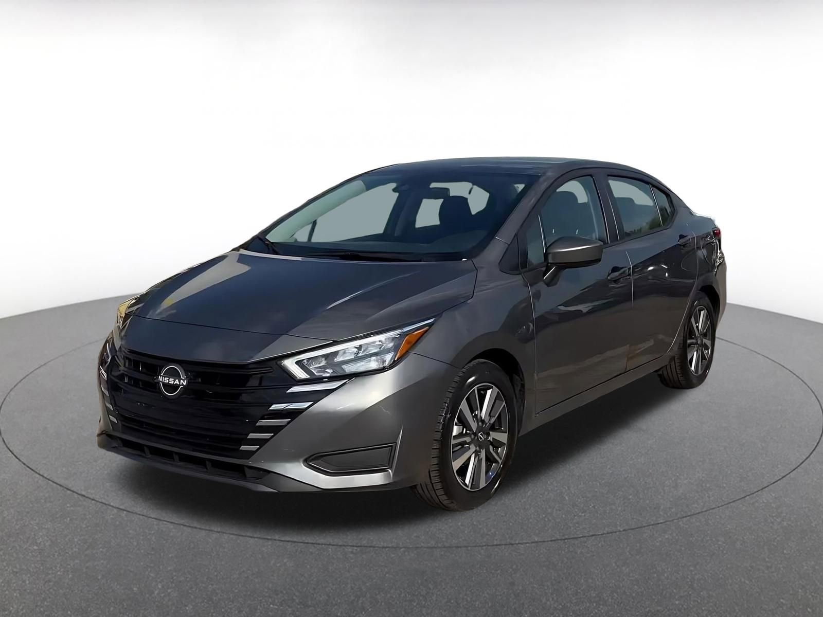 Used 2025 Nissan Versa SV FWD image 7