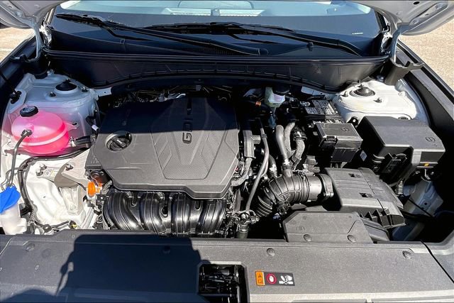 Used 2025 Hyundai Tucson SE image 11