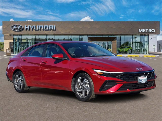 Used 2024 Hyundai Elantra SEL w/ Convenience Package