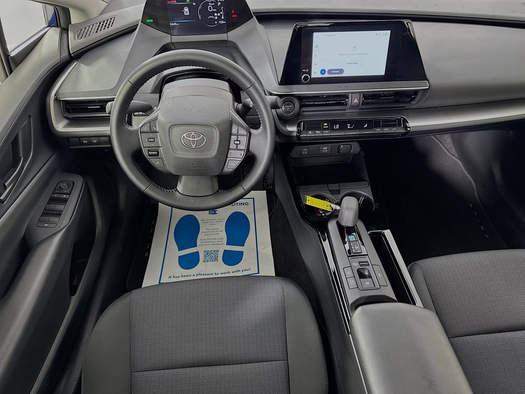 Used 2025 Toyota Prius LE FWD image 26