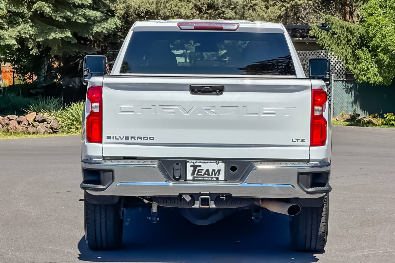 Used 2024 Chevrolet Silverado 2500 LTZ AWD/4WD image 5