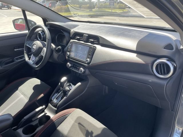 Used 2024 Nissan Versa SR FWD image 25
