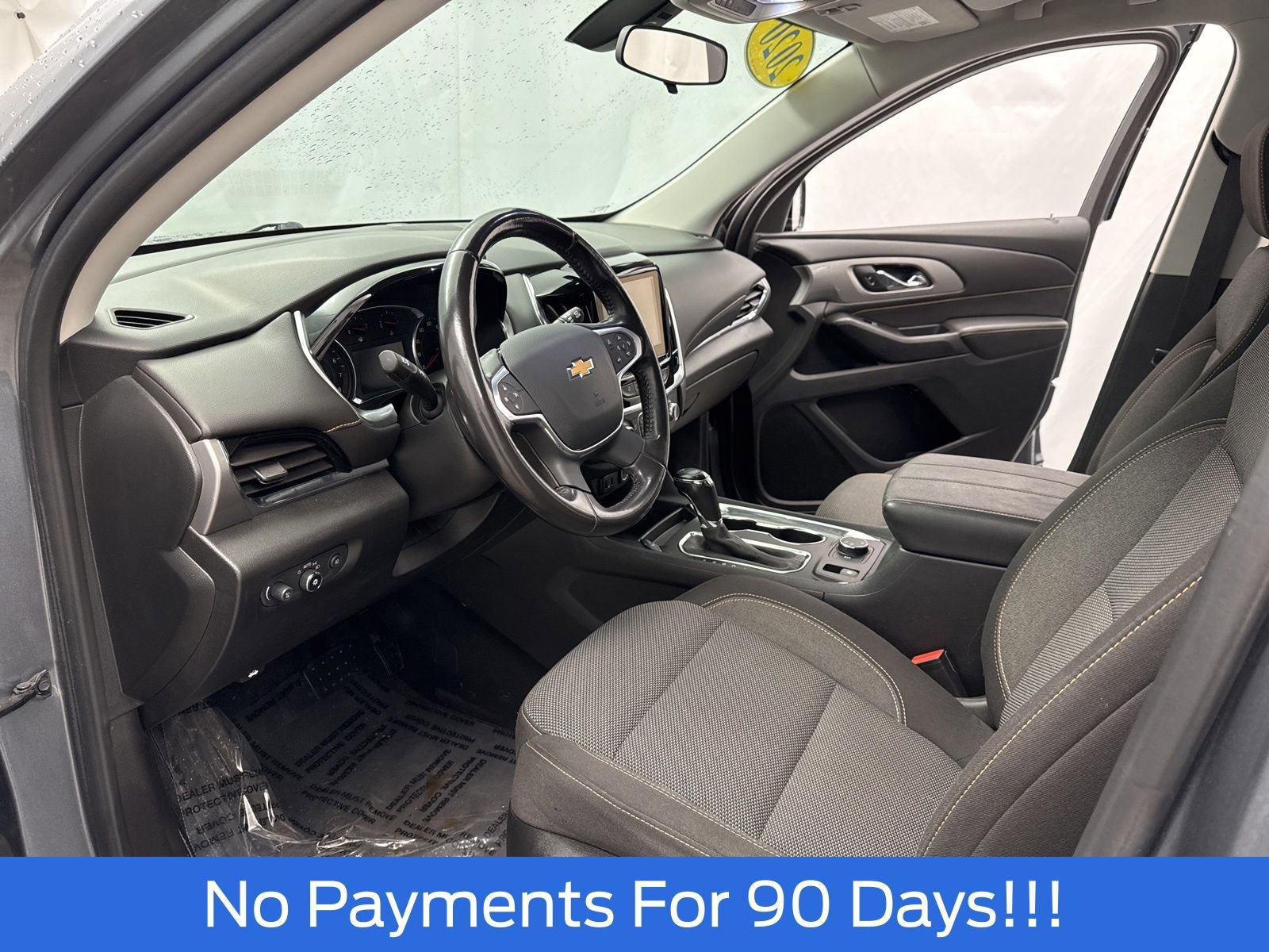 Used 2020 Chevrolet Traverse LT image 11