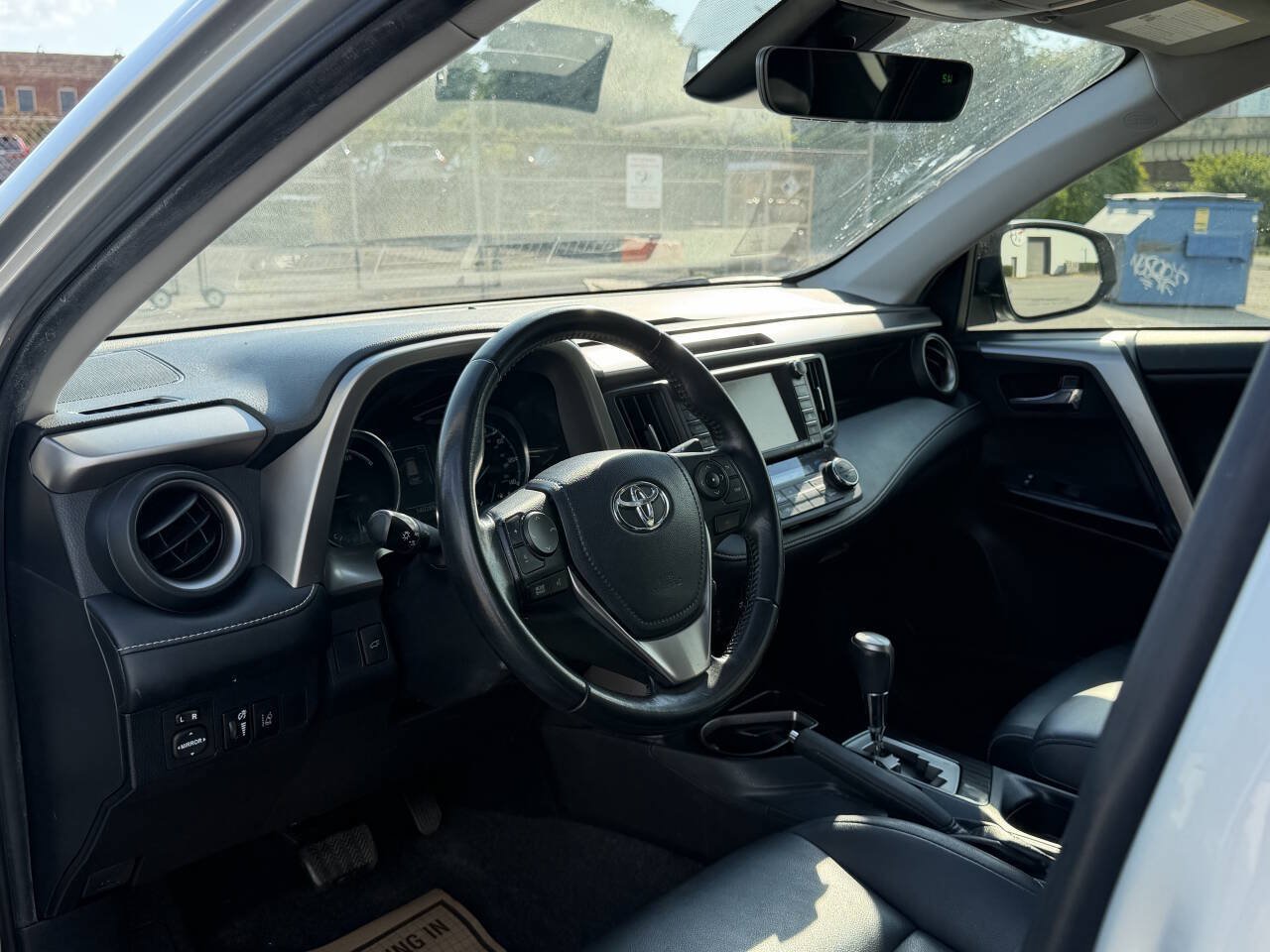 Used 2016 Toyota RAV4 Limited AWD/4WD image 17