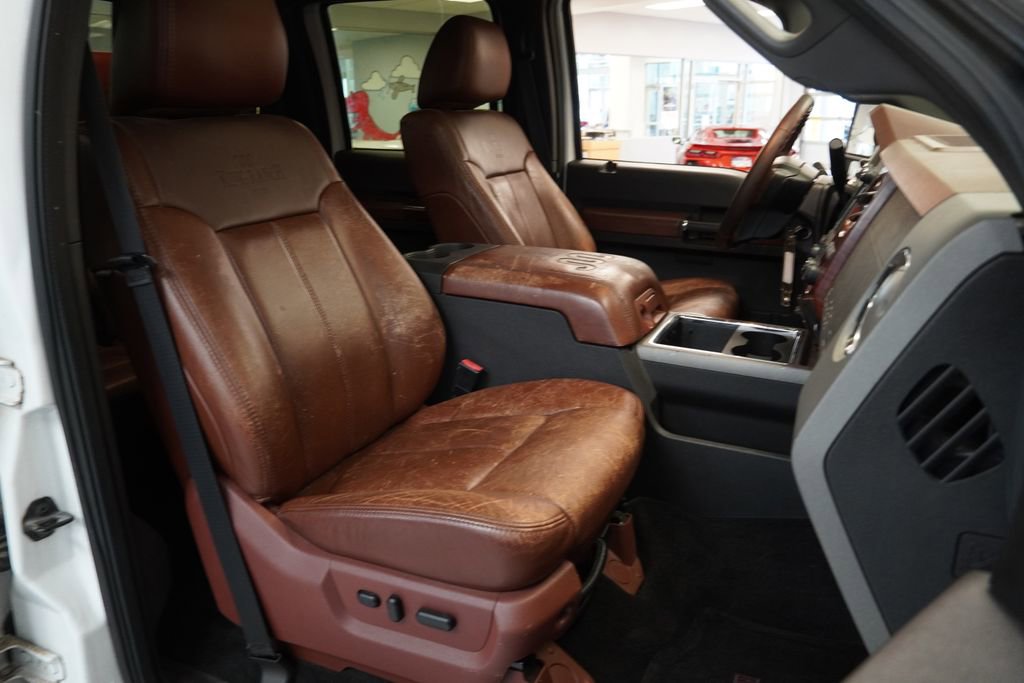 Used 2011 Ford F250 King Ranch w/ King Ranch w/Chrome Pkg image 33