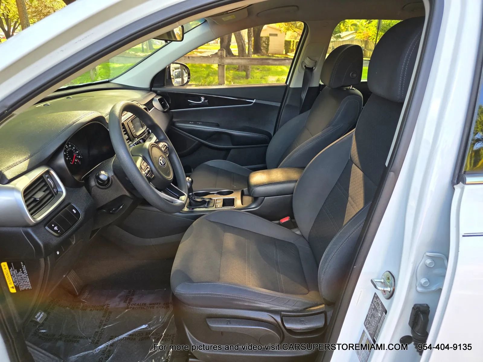 Used 2017 Kia Sorento LX FWD image 19