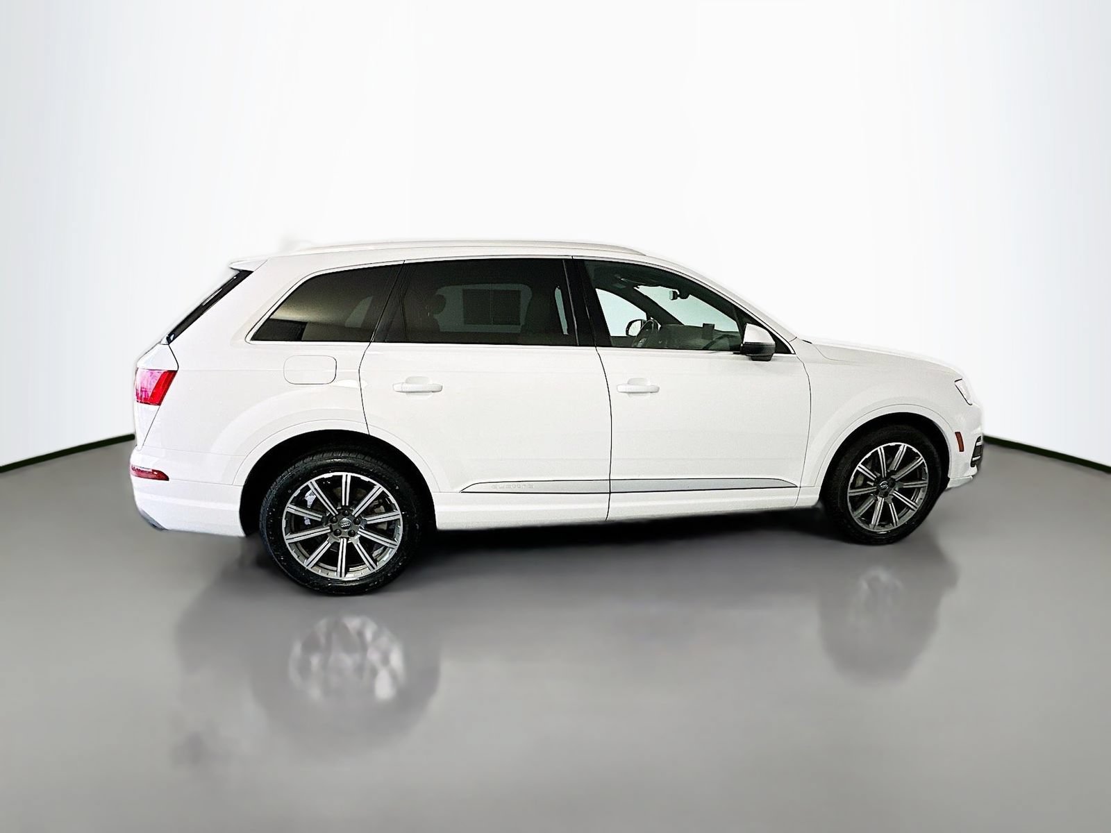 Used 2018 Audi Q7 3.0T Prestige w/ Prestige Package AWD/4WD image 8