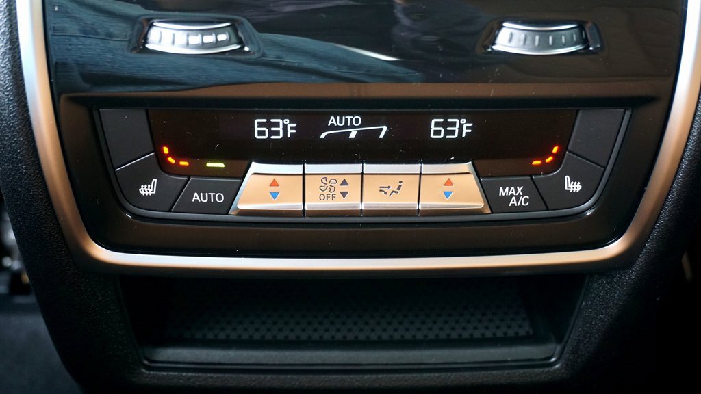 Used 2026 BMW X5 xDrive40i w/ Premium Package image 14