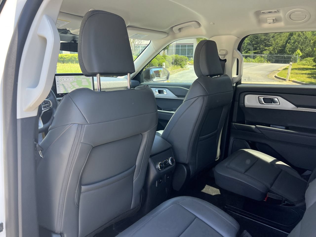 New 2026 Ford Explorer Active w/ Active Comfort Package RWD image 16