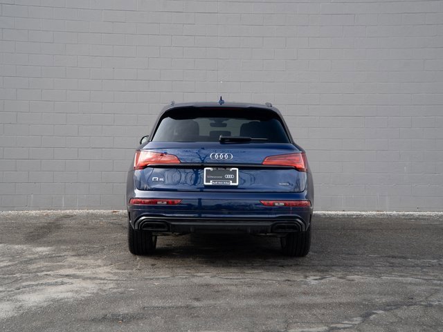 Certified 2025 Audi Q5 2.0T Premium w/ Convenience Plus Package image 6