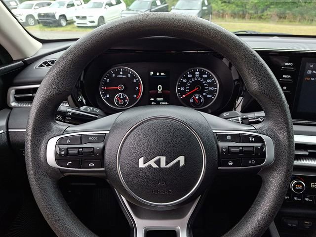Used 2023 Kia K5 LXS FWD image 18