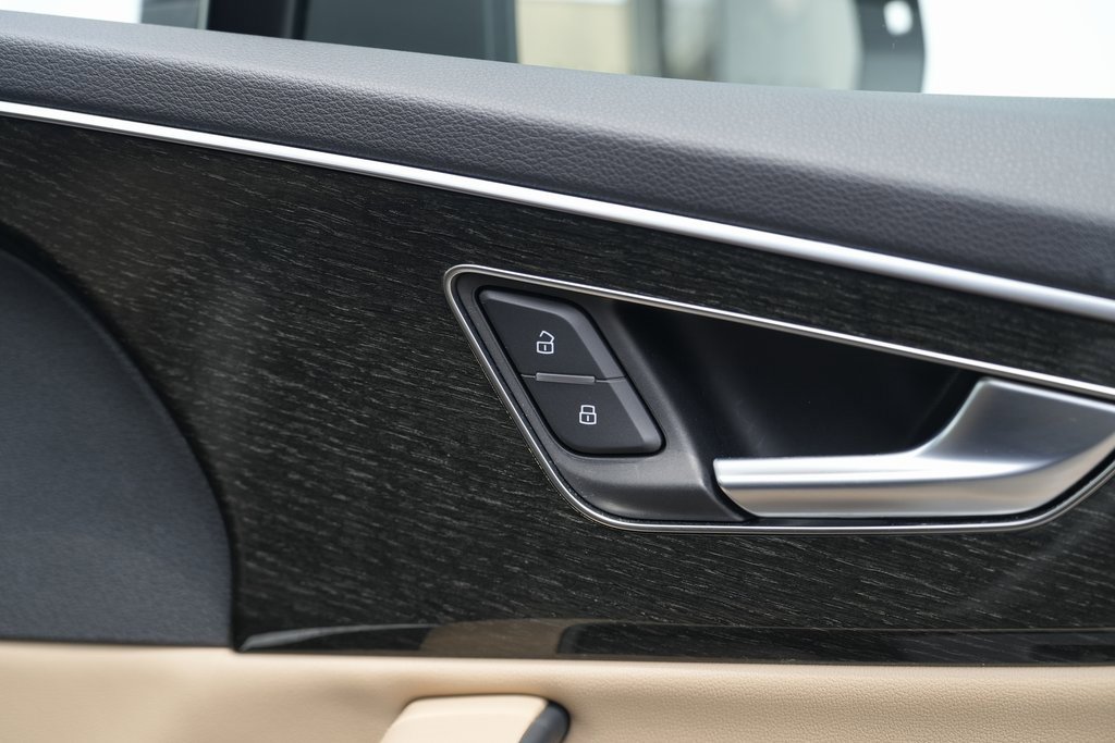 Used 2023 Audi Q7 2.0T Premium Plus image 35