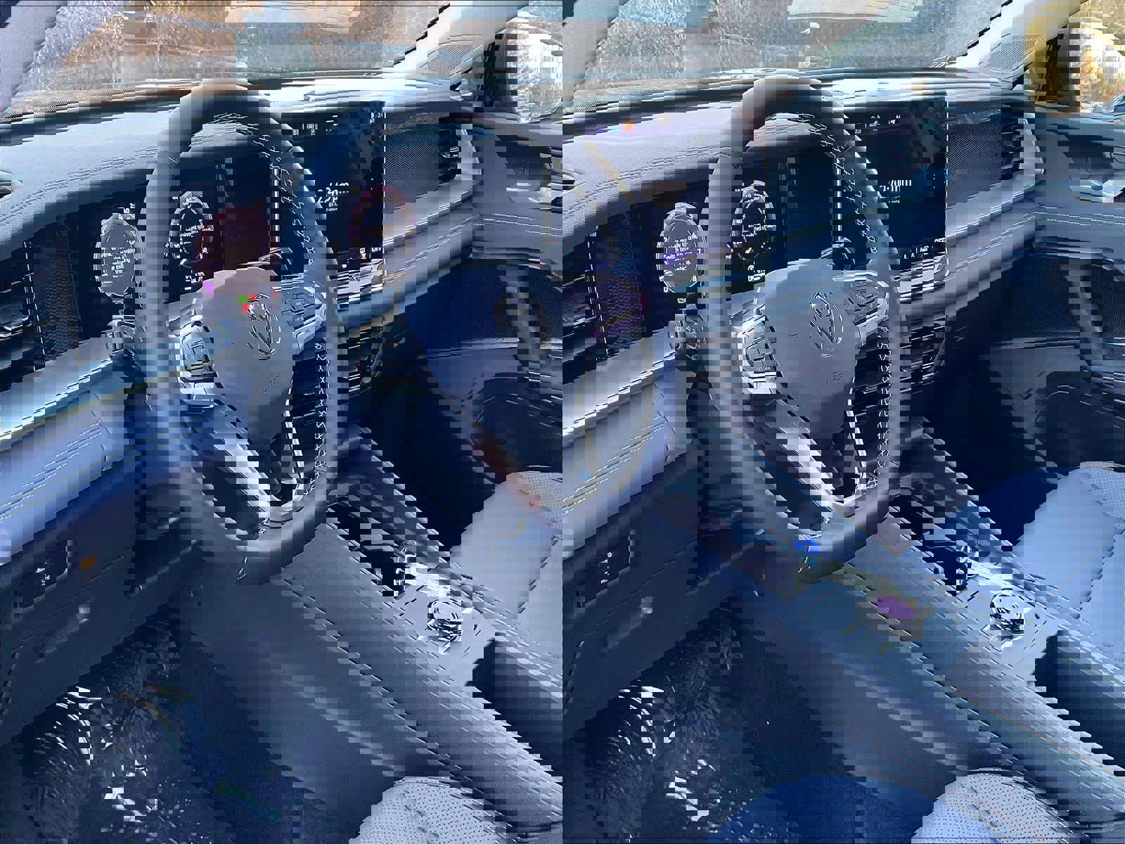 New 2026 Volkswagen Tiguan SE AWD/4WD image 9