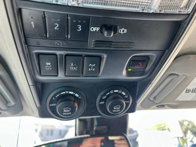 Used 2021 Toyota 4Runner Venture image 31