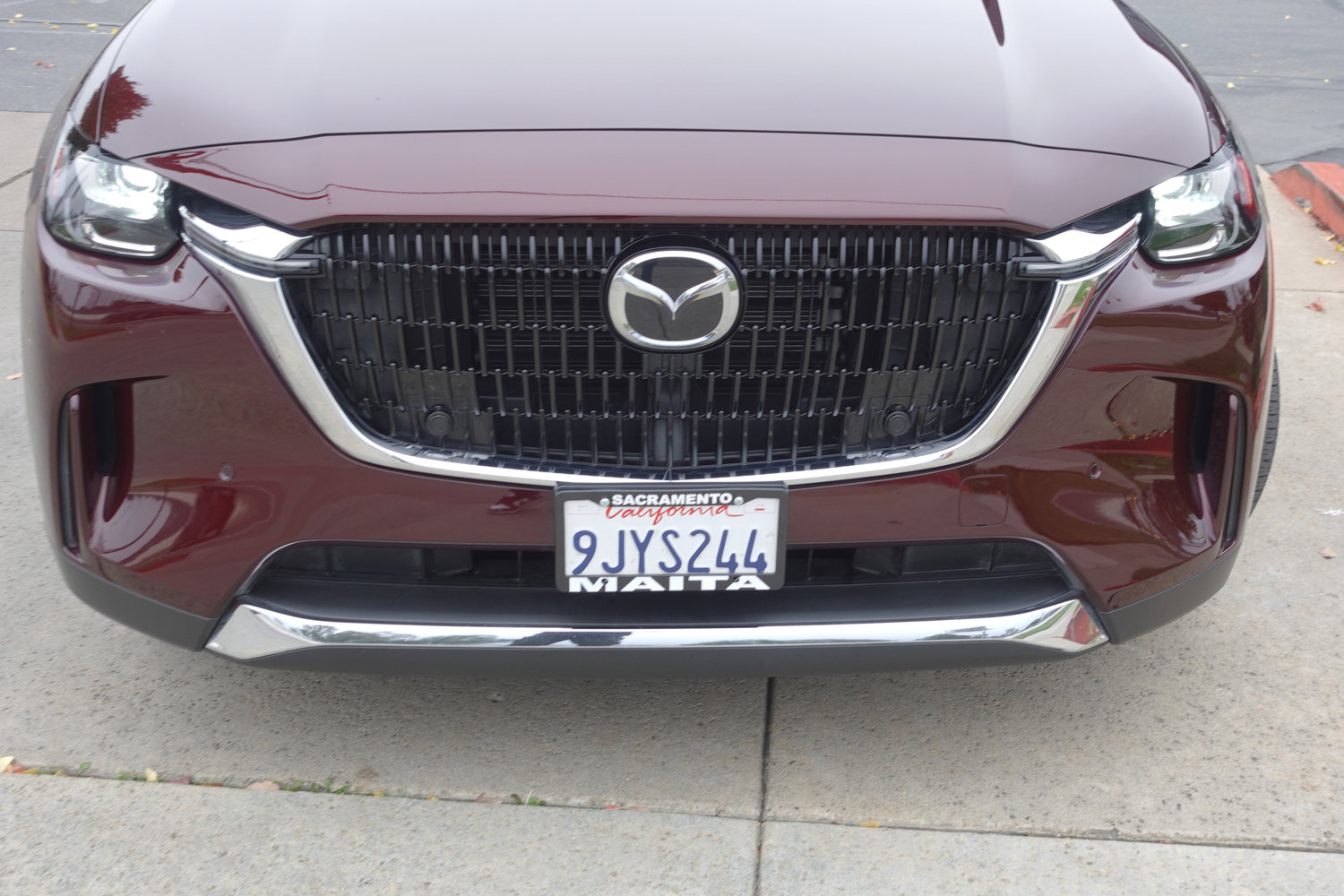 Certified 2024 MAZDA CX-90 Plug-In Hybrid w/ Premium Pkg image 2