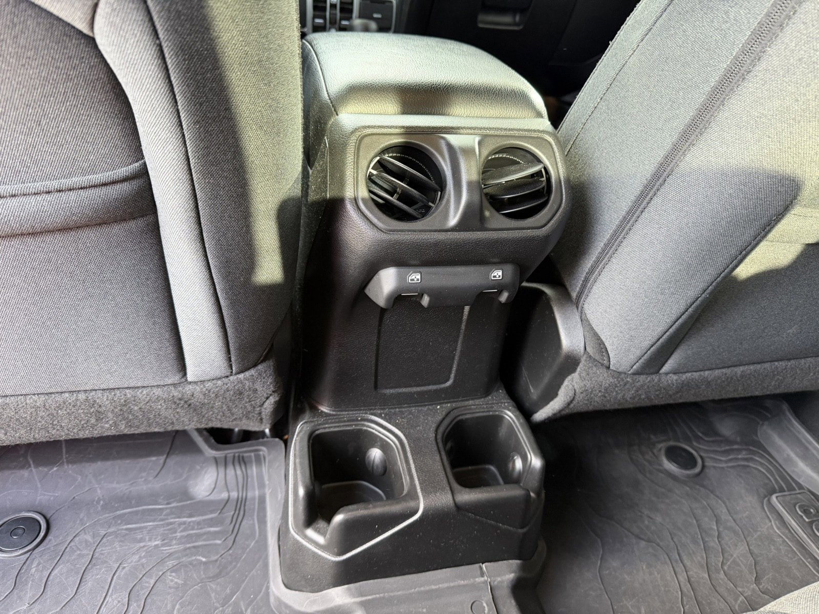 Used 2024 Jeep Gladiator Sport image 16