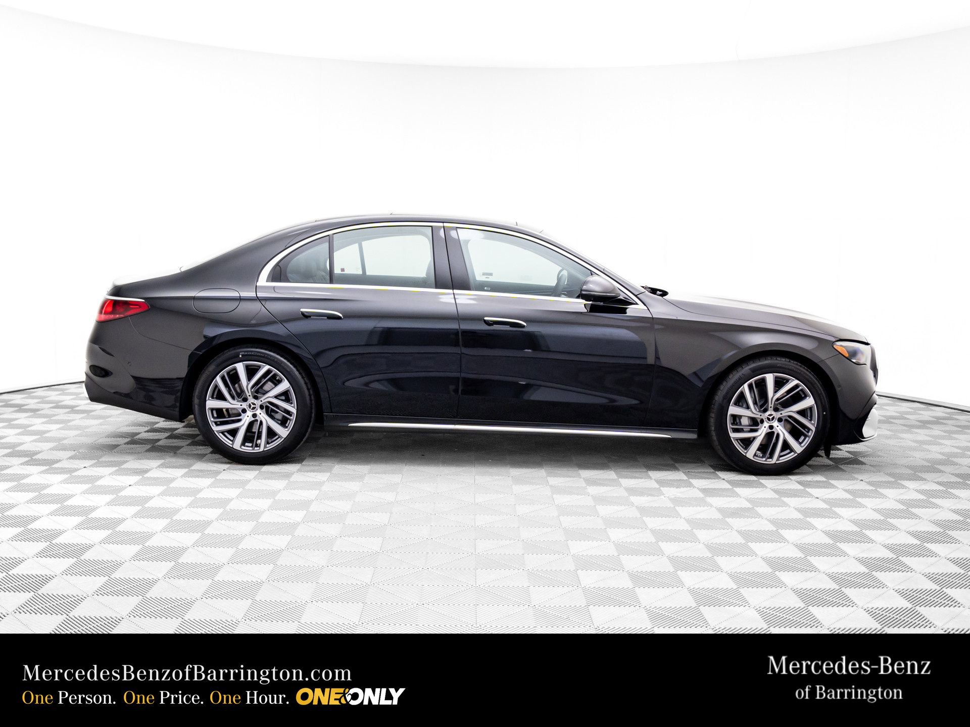 New 2026 Mercedes-Benz E 350 4MATIC Sedan image 7