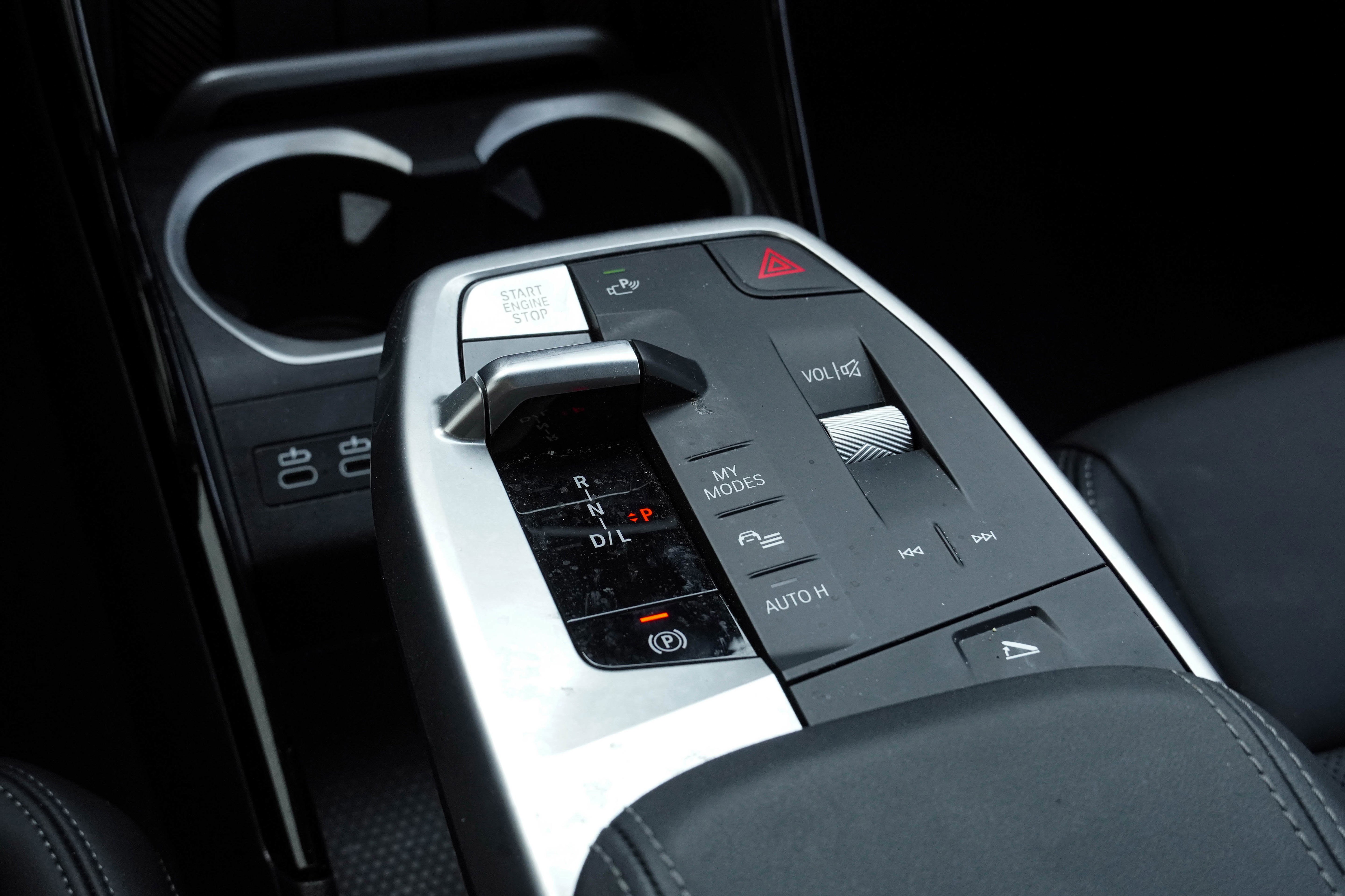 Used 2025 BMW X2 xDrive28i w/ Premium Package image 28