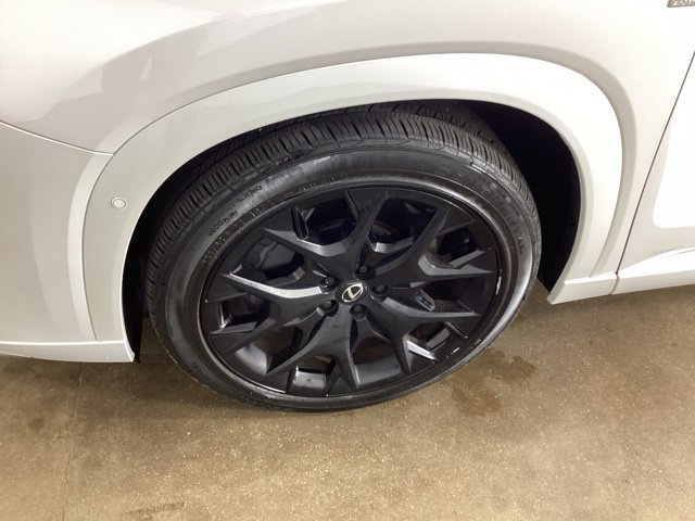 Used 2025 Lexus TX 350 AWD w/ Technology Package image 33