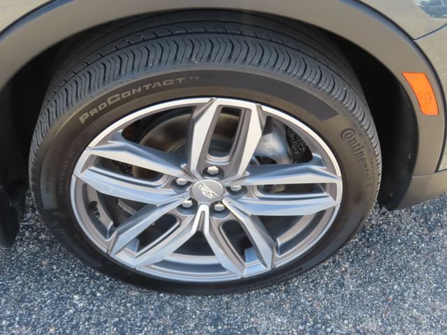Used 2020 Cadillac XT4 Sport w/ Sun And Sound Package AWD/4WD image 14