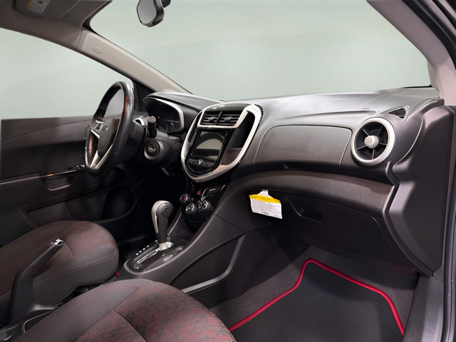 Used 2019 Chevrolet Sonic LT FWD image 13