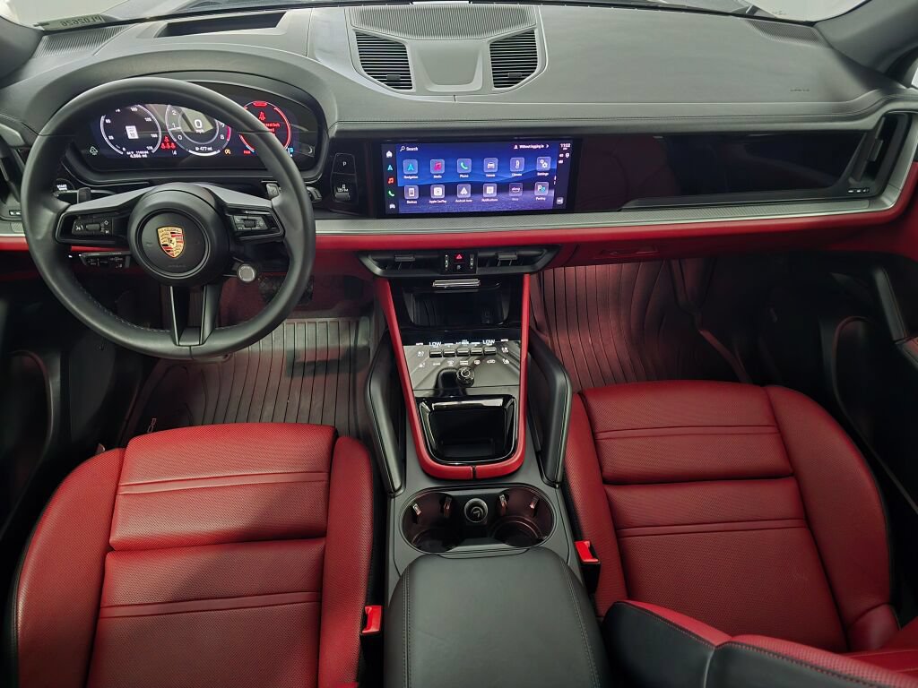 Certified 2026 Porsche Cayenne AWD/4WD image 20