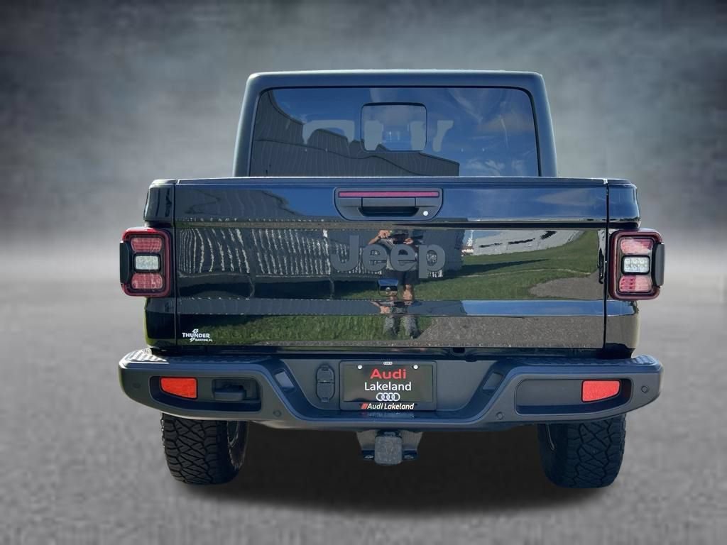 Used 2024 Jeep Gladiator Sport AWD/4WD image 4