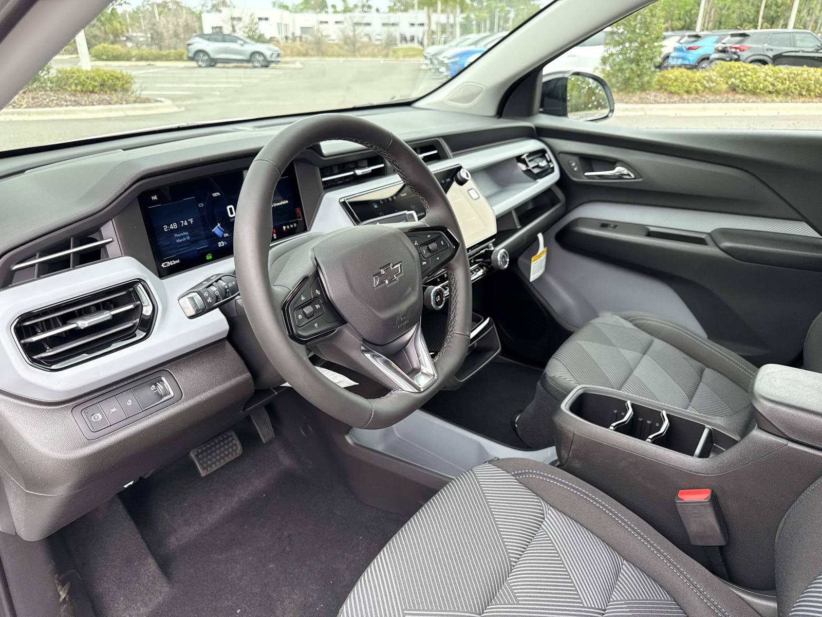 New 2027 Chevrolet Bolt LT w/ Comfort Package FWD image 21