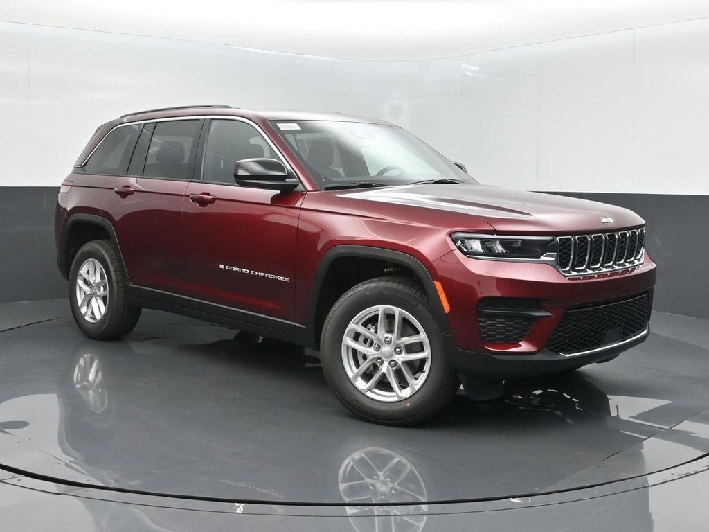 New 2025 Jeep Grand Cherokee Laredo X w/ Luxury Tech Group I