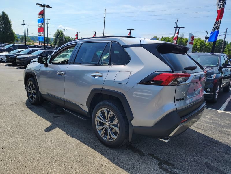 Certified 2025 Toyota RAV4 Limited w/ Advanced Technology Package AWD/4WD image 8